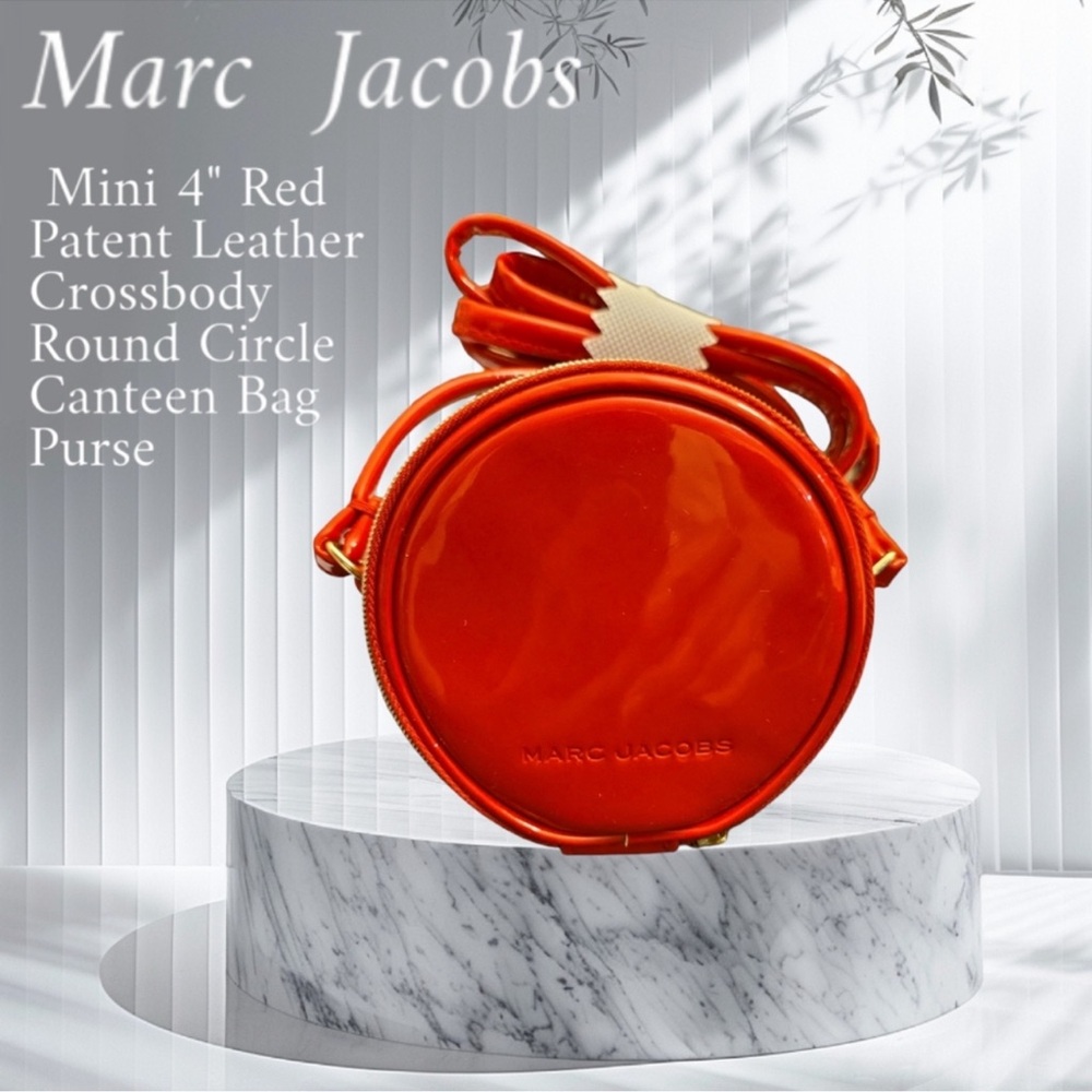 MARC JACOBS Mini 4" Red Patent Leather Crossbody Round Circle Canteen Bag Purse